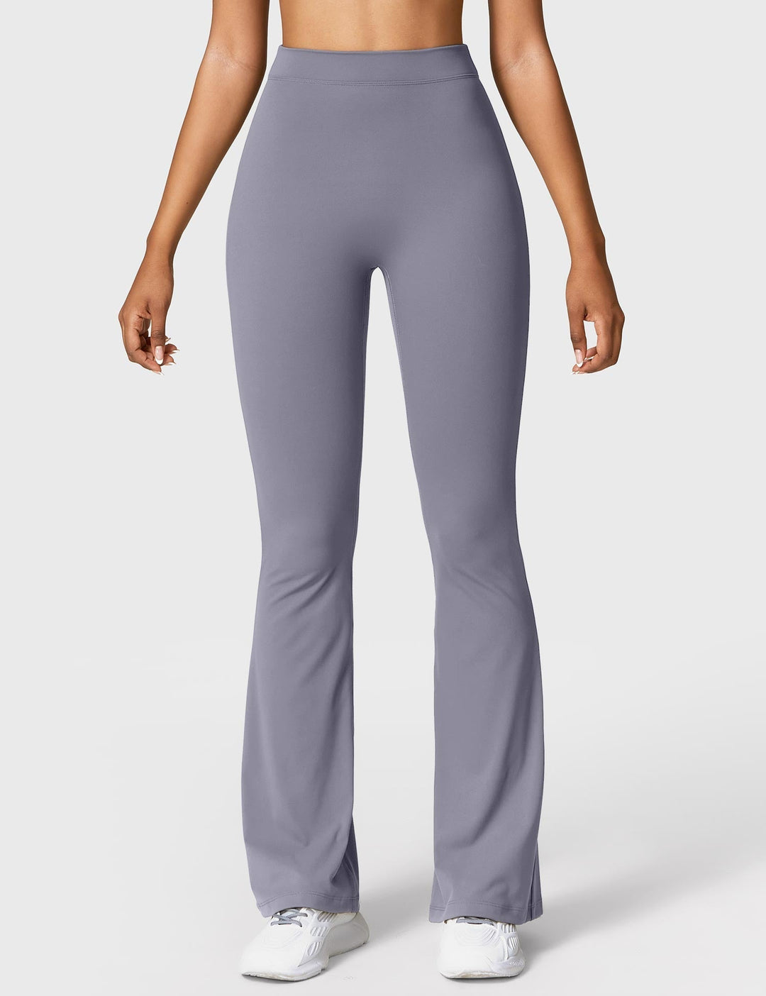 Drune | Ausgestellte Leggings mit V-Ausschnitt