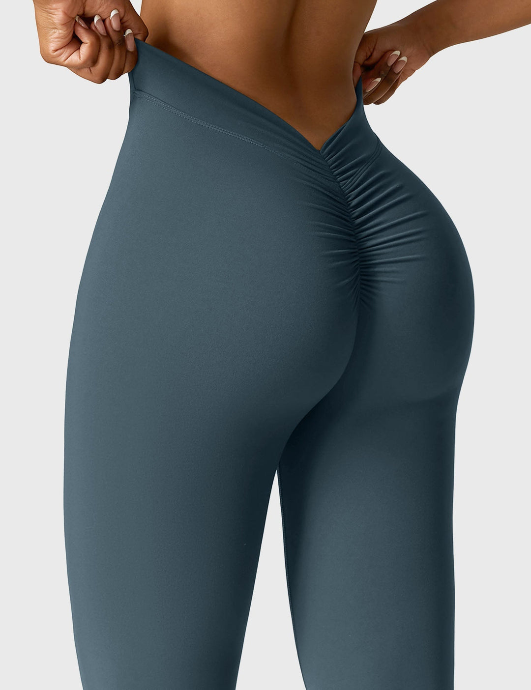 Drune | Ausgestellte Scrunch Leggings