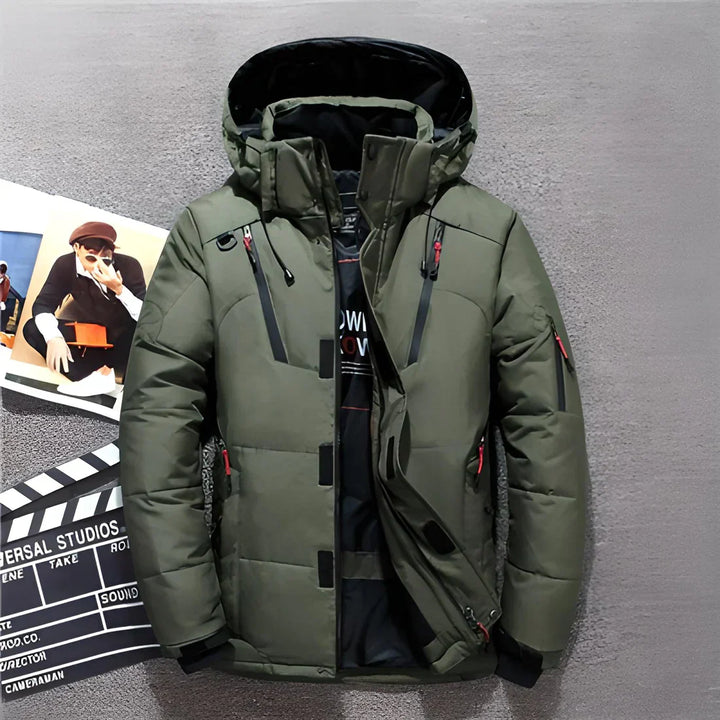 Drune | Luxuriöse Daunenjacke