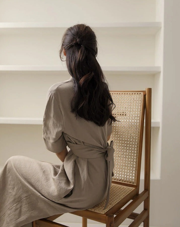 Drune Unregelmäßiges Kleid aus Leinen in Khaki