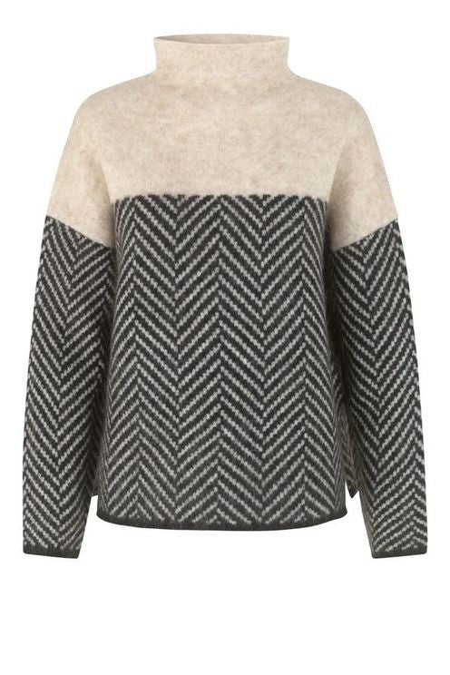 Drune – Stylischer Pullover mit hohem Kragen