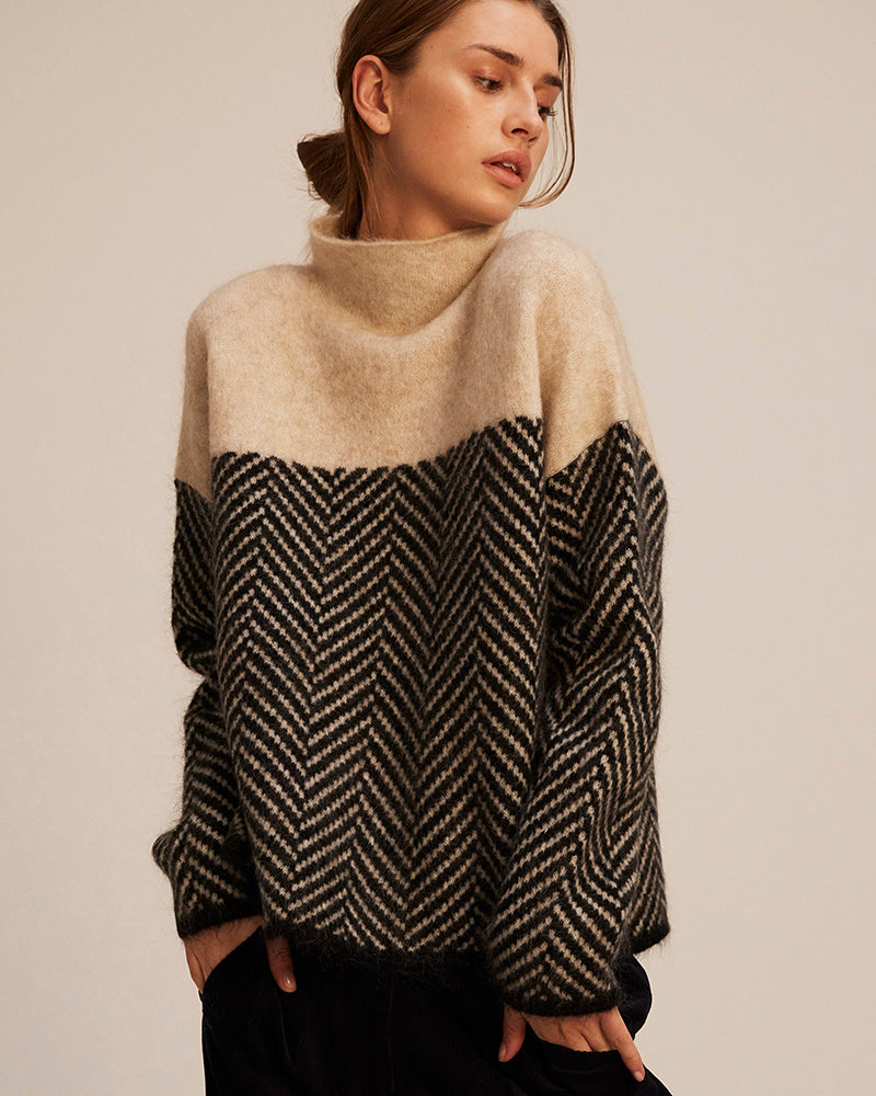 Drune – Stylischer Pullover mit hohem Kragen